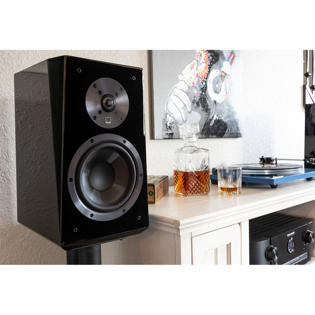 Ultra Bookshelf